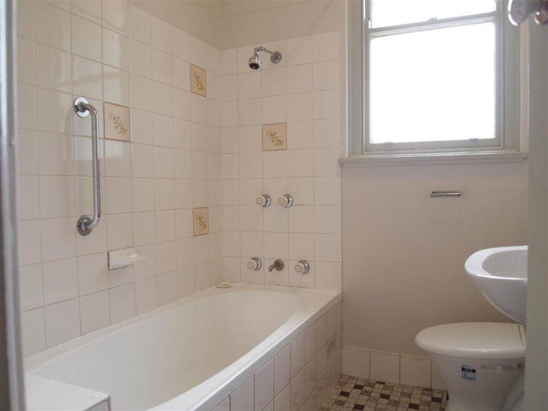 7 Killara Avenue, Kingsgrove NSW 2208