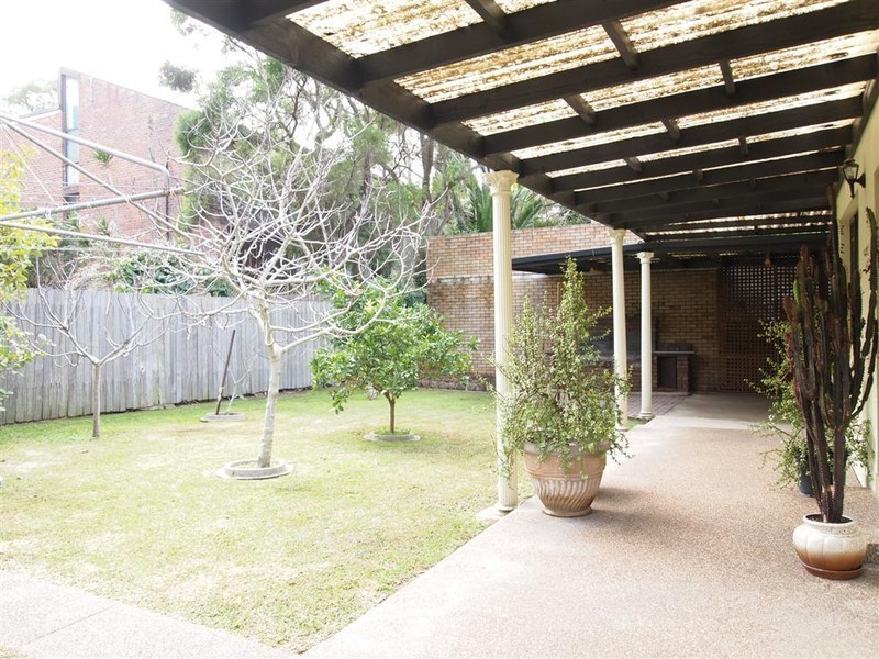 21 Nielsen Avenue, Carlton NSW 2218