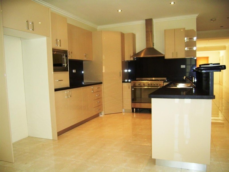 10 Caroll Street, Beverley Park NSW 2217