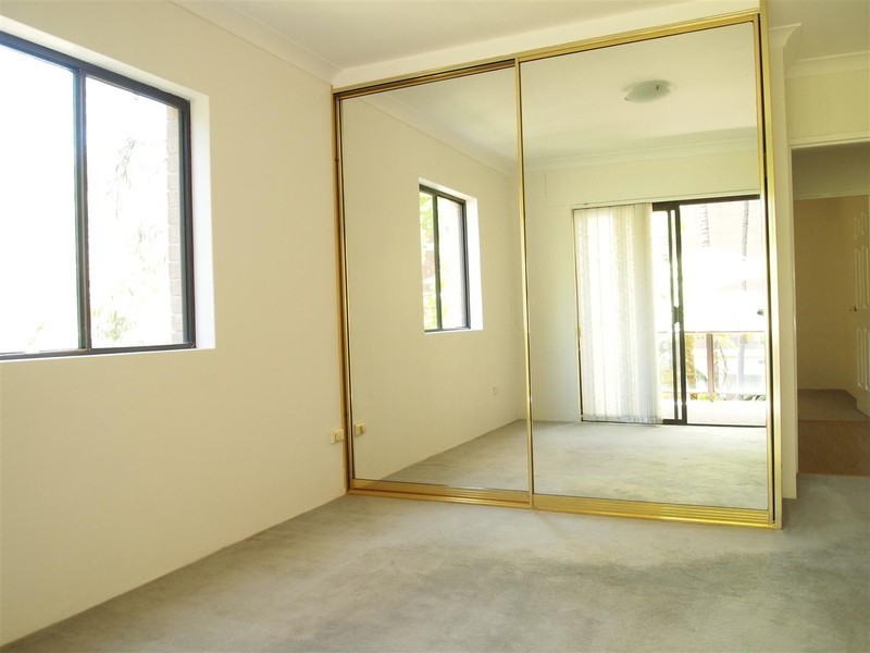 4/9 Gannon Avenue, Dolls Point NSW 2219
