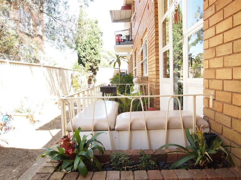 2/145 Clareville Avenue, Sandringham NSW 2219