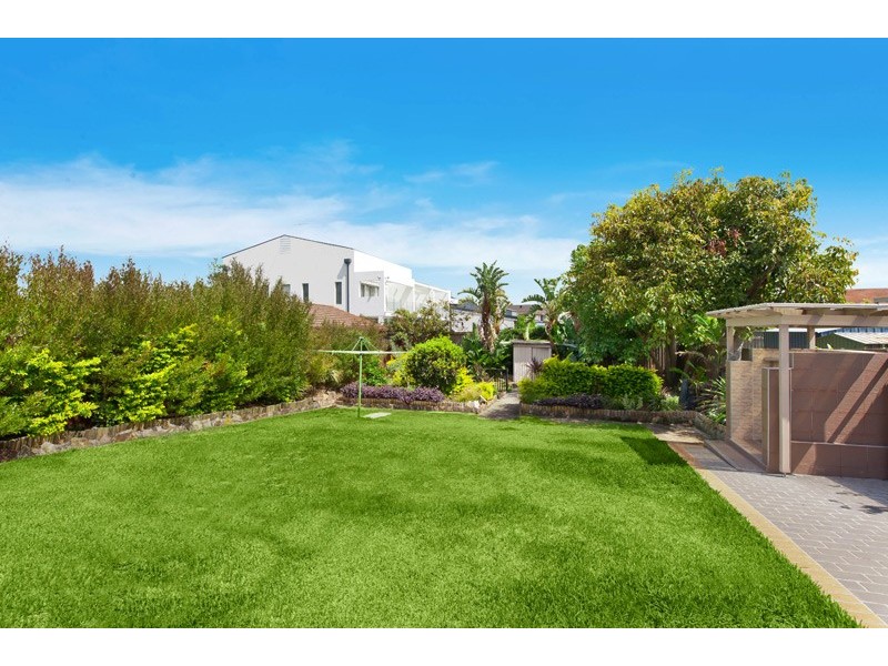 62 Napoleon Street, Sans Souci NSW 2219