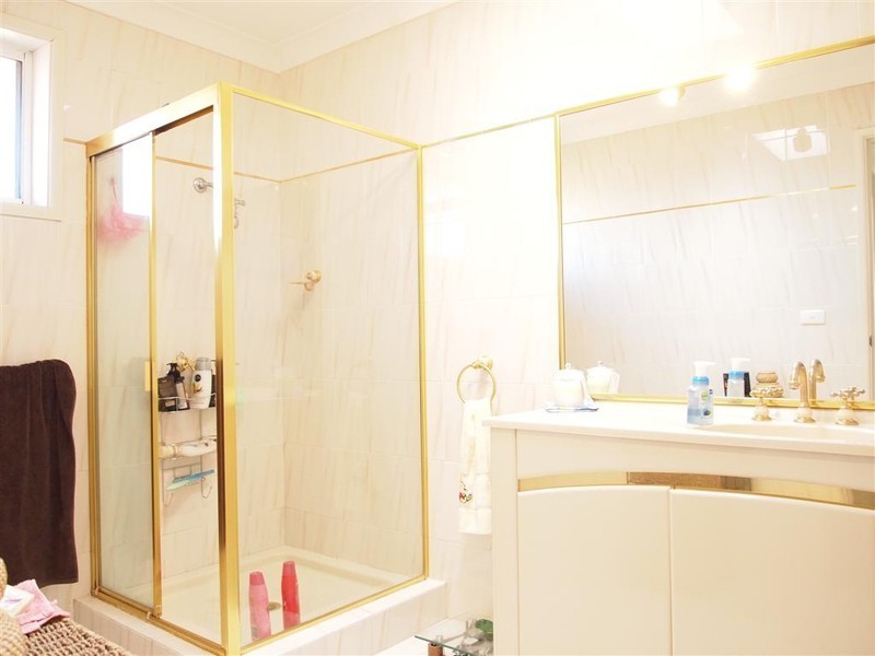 3 Harslett Crescent, Beverley Park NSW 2217