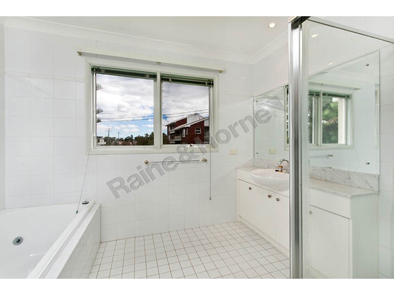 2/122 Clareville Avenue, Sandringham NSW 2219