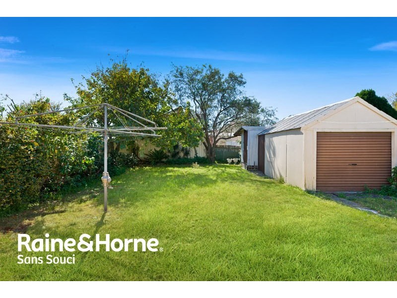 19 Sanoni Avenue, Sandringham NSW 2219