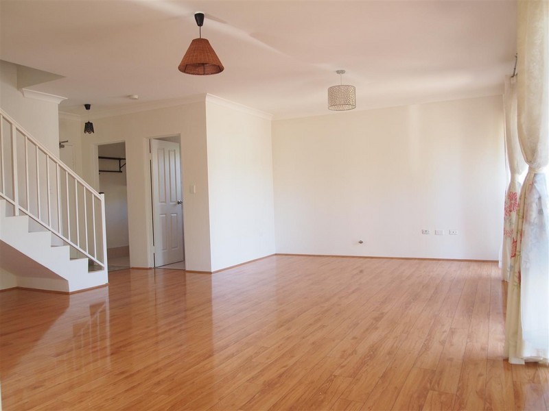 1/15 Romani Avenue, Hurstville NSW 2220