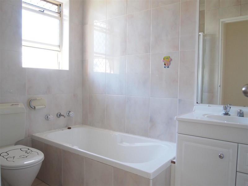 1/15 Romani Avenue, Hurstville NSW 2220