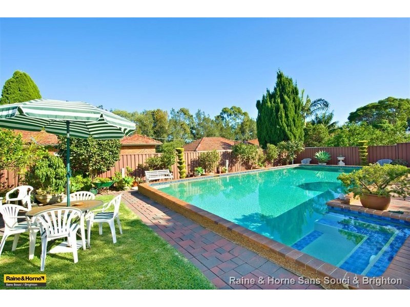 19 Burgess Street, Beverley Park NSW 2217