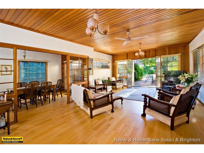 162 Kyle Parade, Connells Point NSW 2221