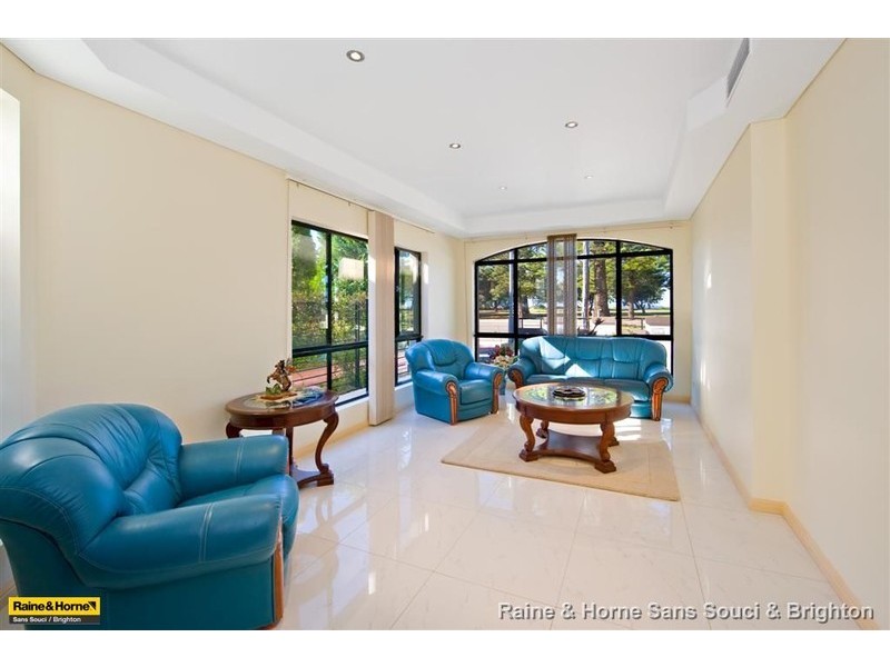 245 The Grand Parade, Ramsgate Beach NSW 2217