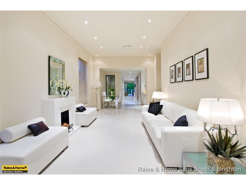 90 Crawford Rd, Brighton-le-sands NSW 2216