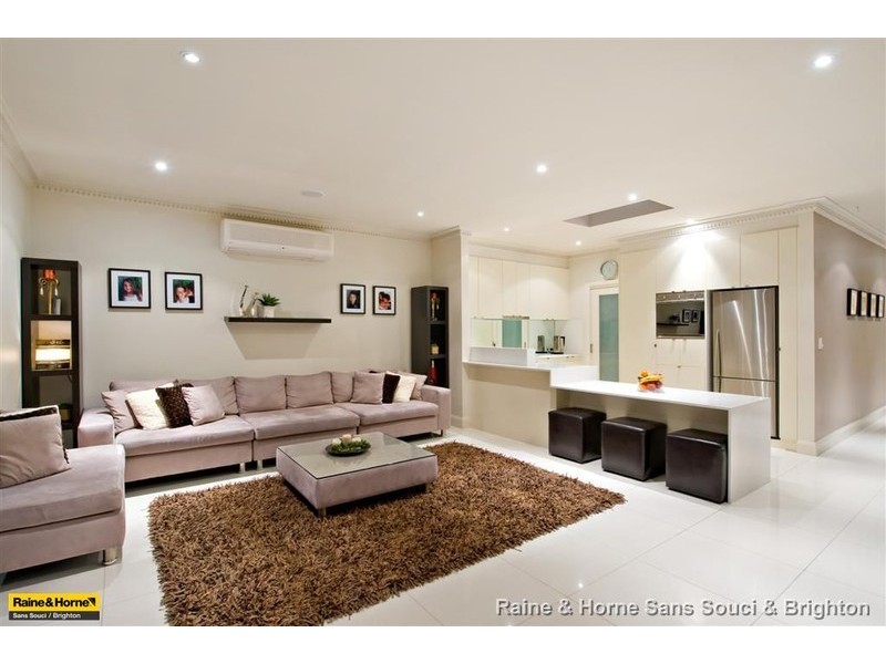 90 Crawford Rd, Brighton-le-sands NSW 2216