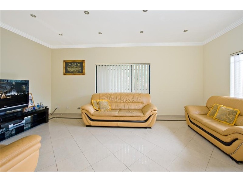 11 Prospect Street, Carlton NSW 2218