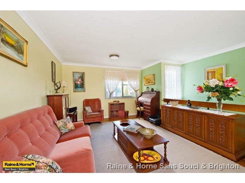 2 Johnston Avenue, Kogarah Bay NSW 2217