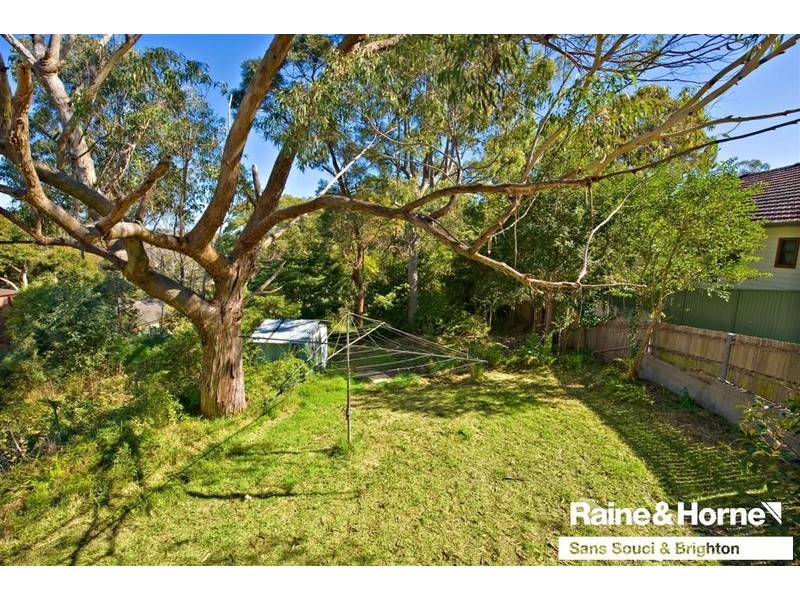 5B Young Street, Sylvania NSW 2224