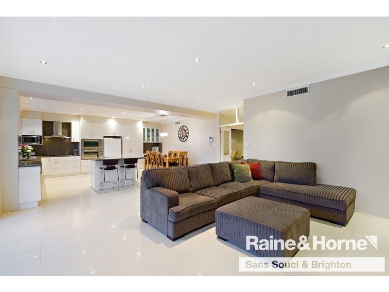 35 McMillan Avenue, Sandringham NSW 2219