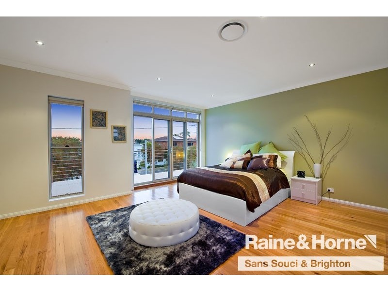 35 McMillan Avenue, Sandringham NSW 2219