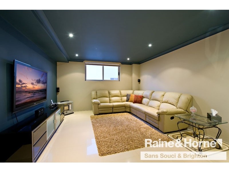 35 McMillan Avenue, Sandringham NSW 2219