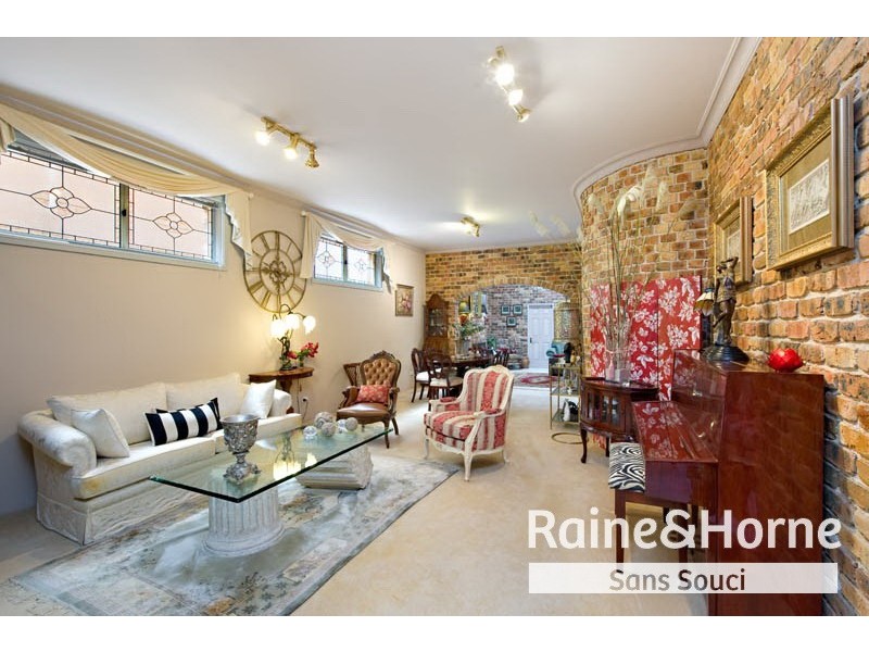 12  Bath Street, Monterey NSW 2217