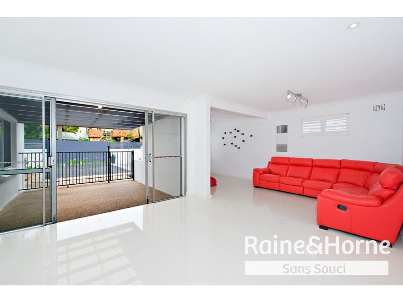 136 Napoleon Street, Sans Souci NSW 2219