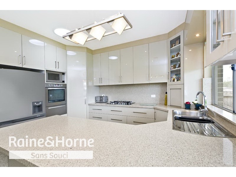 42 Wattle Street, Peakhurst NSW 2210