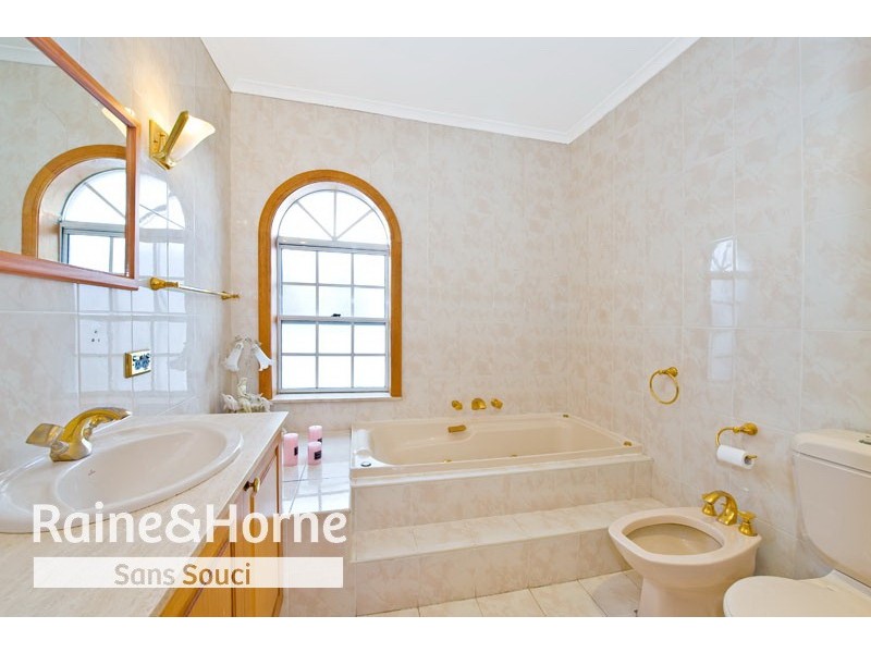 32 Rowley Street, Brighton-le-sands NSW 2216