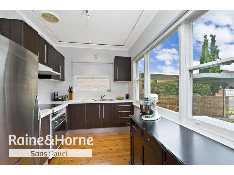 15 Dickin Avenue, Sandringham NSW 2219