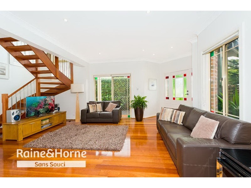 220 Chuter Avenue, Sans Souci NSW 2219