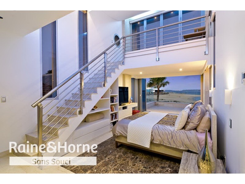 10 Primrose Avenue, Sandringham NSW 2219