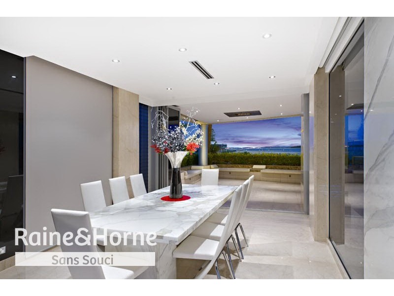 10 Primrose Avenue, Sandringham NSW 2219