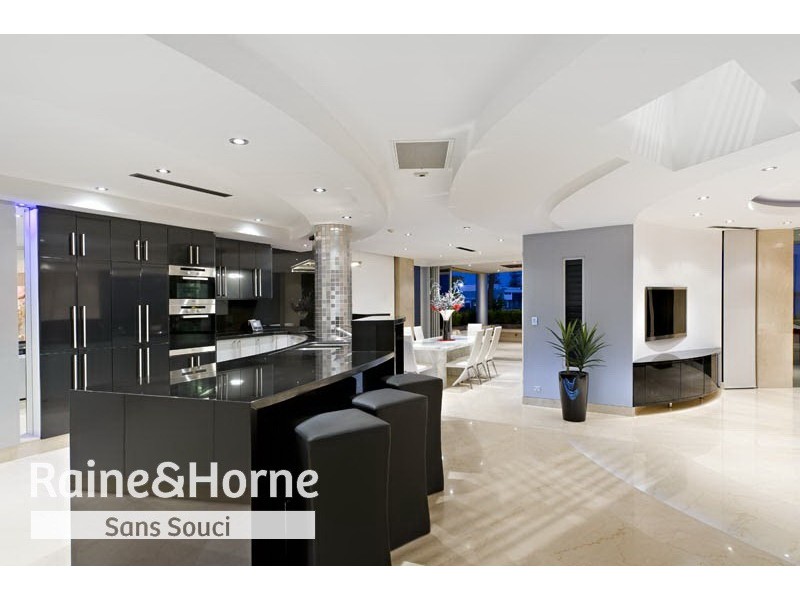 10 Primrose Avenue, Sandringham NSW 2219