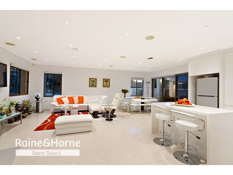 230 The Grand Parade, Monterey NSW 2217