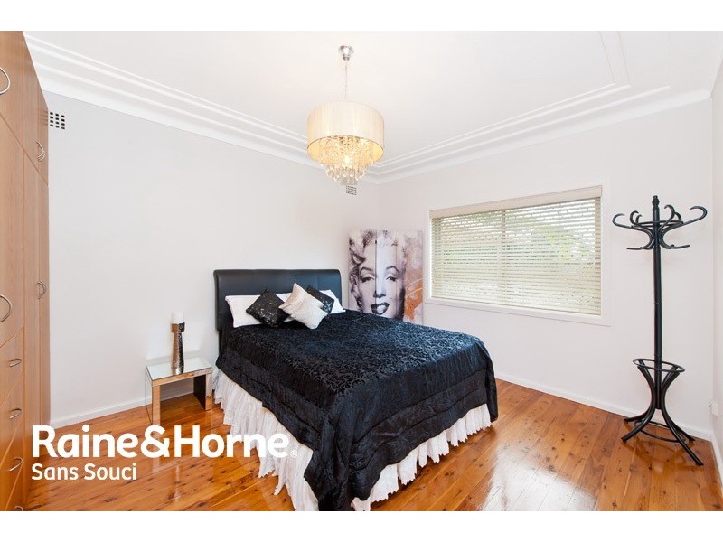 62 Napoleon Street, Sans Souci NSW 2219