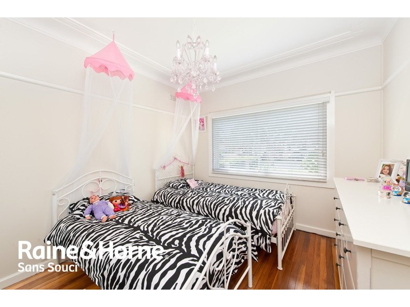 183 Chuter Avenue, Sans Souci NSW 2219