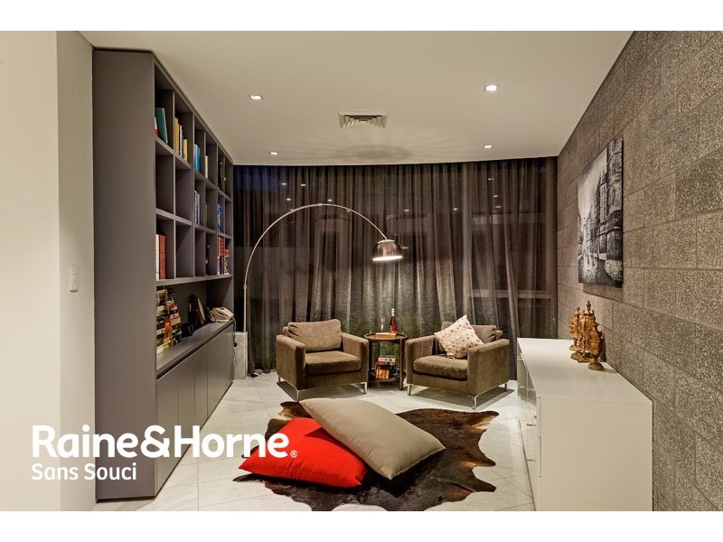 6 Tuffy Avenue, Sans Souci NSW 2219