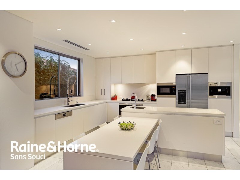 6 Tuffy Avenue, Sans Souci NSW 2219