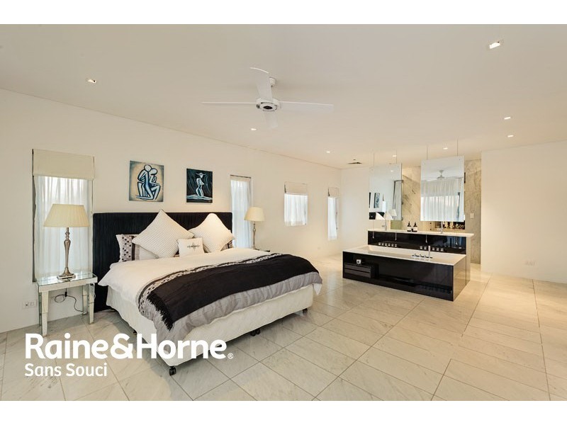 6 Tuffy Avenue, Sans Souci NSW 2219