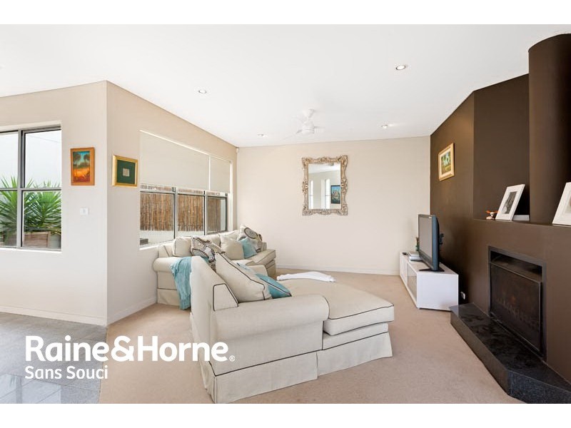 2 Waldron Street, Sandringham NSW 2219