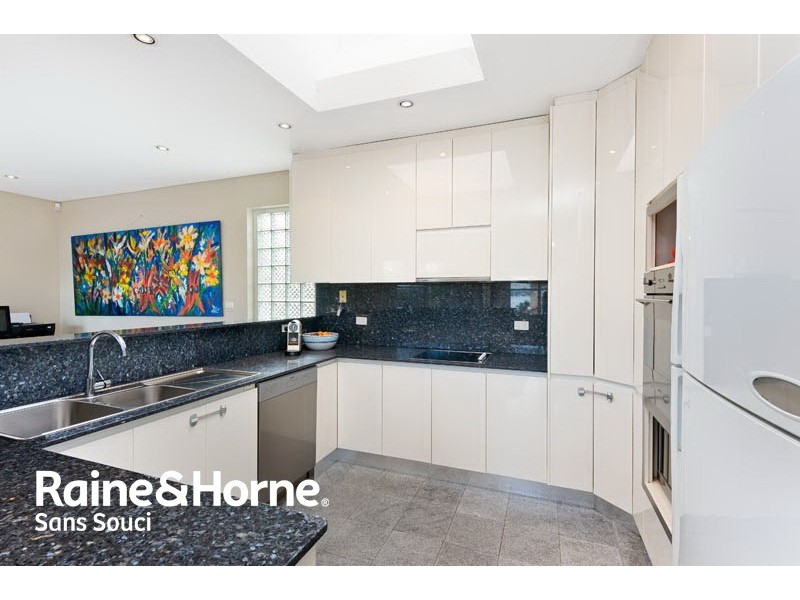 2 Waldron Street, Sandringham NSW 2219