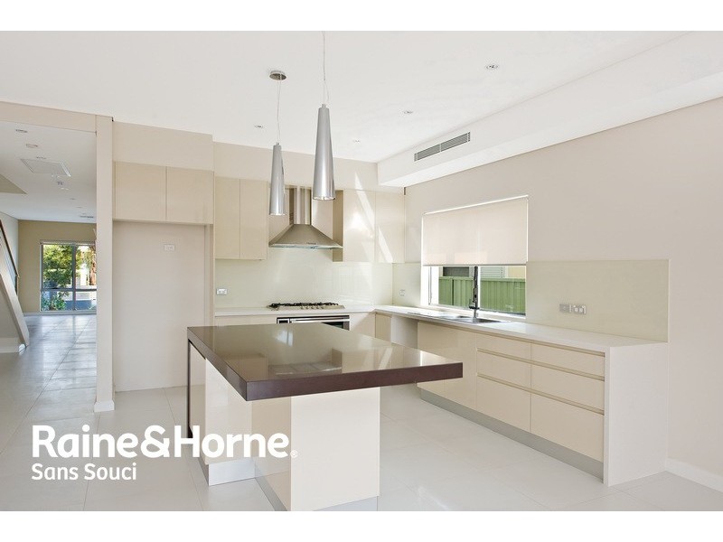 26 Bonanza Parade, Sans Souci NSW 2219