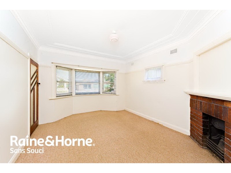 19 Sanoni Avenue, Sandringham NSW 2219