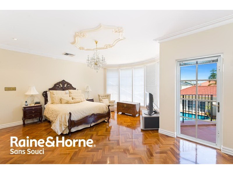 14 Bath Street, Monterey NSW 2217