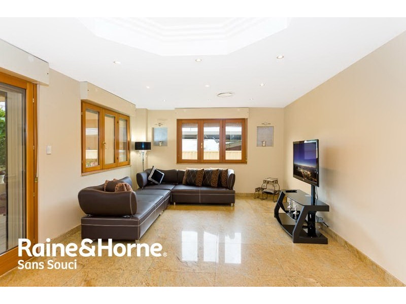 6 Toyer Avenue, Sans Souci NSW 2219