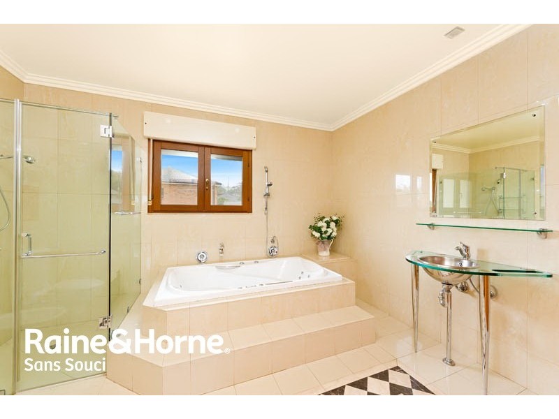 6 Toyer Avenue, Sans Souci NSW 2219