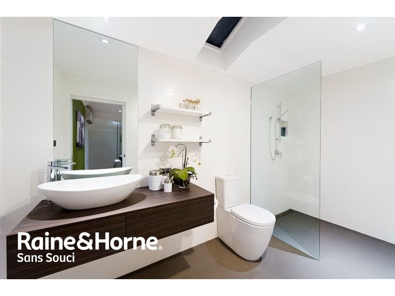 10 Plimsoll Street, Sans Souci NSW 2219