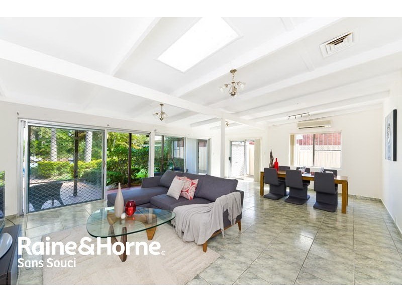 242 The Grand Parade, Ramsgate Beach NSW 2217