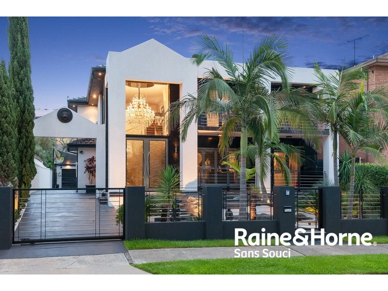 4 Henson Street, Brighton-le-sands NSW 2216