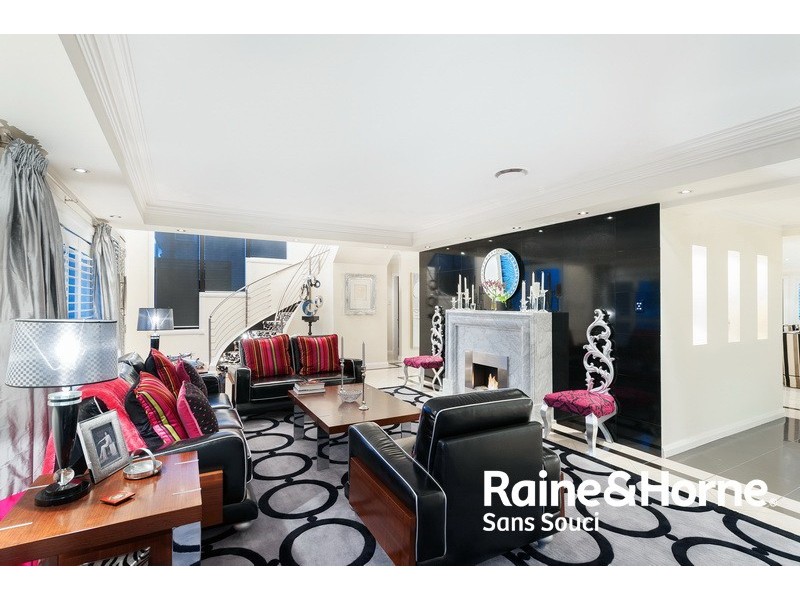 4 Henson Street, Brighton-le-sands NSW 2216