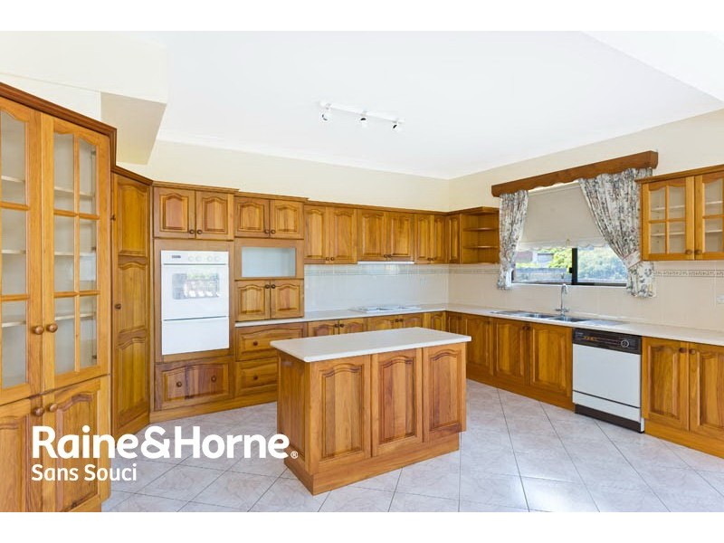 2 Ellis Street, Sylvania NSW 2224