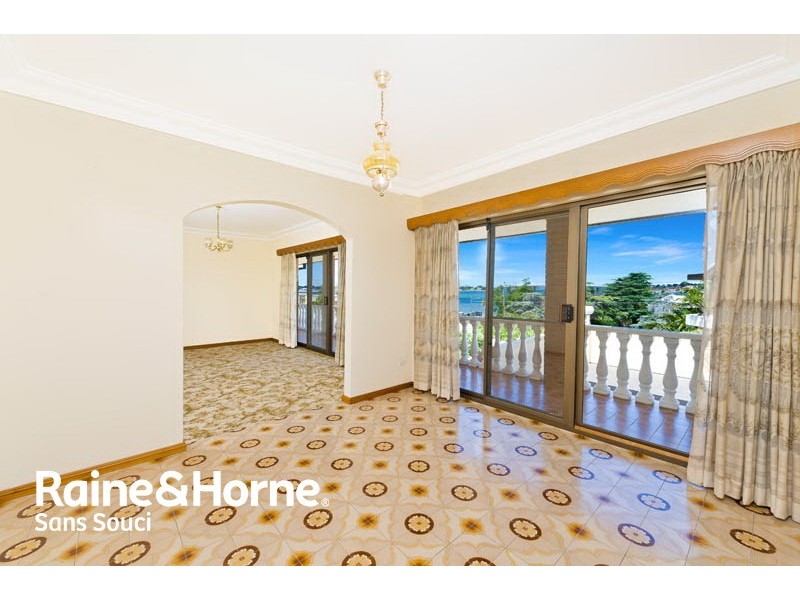 2 Ellis Street, Sylvania NSW 2224